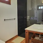 Little Gem Apartment, Molinos Apartment *